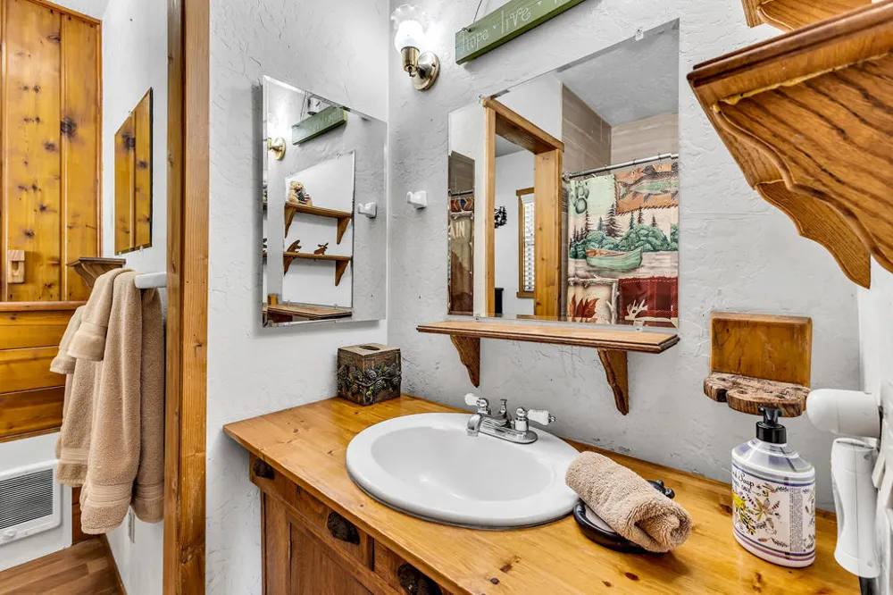 53460 Tollgate Road Idyllwild, CA 92549