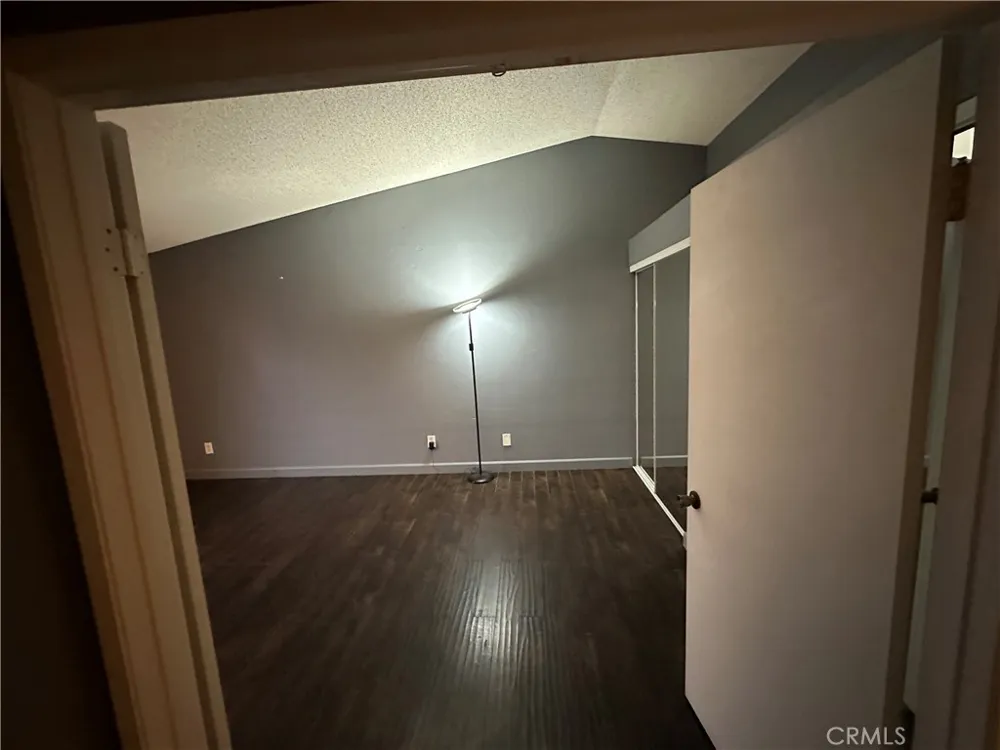 165 Racquet Club Drive Compton, CA 90220
