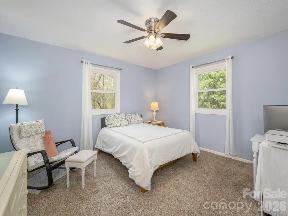 103 Oakwood Place #4 Hendersonville, NC 28792