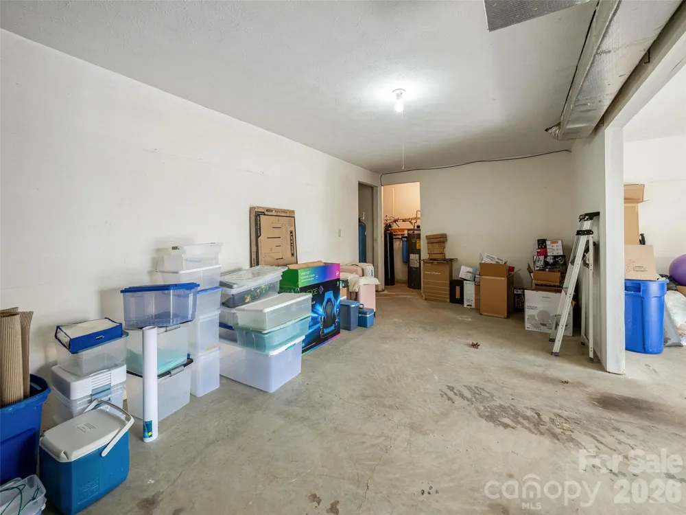 103 Oakwood Place #4 Hendersonville, NC 28792