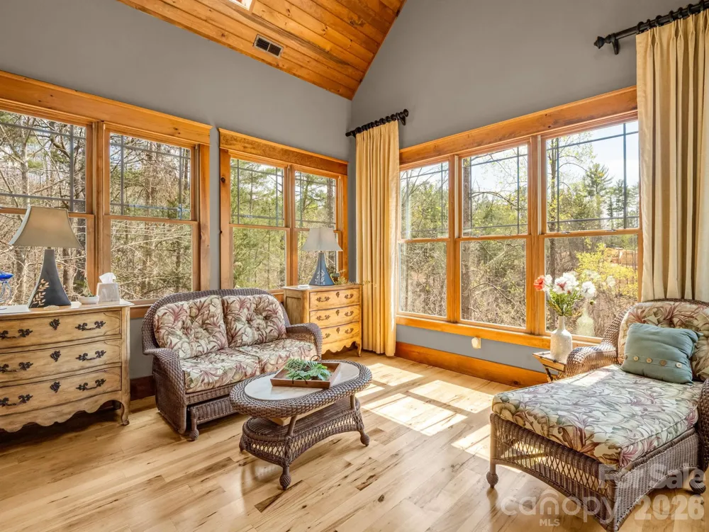 27 Anchor Drive Nebo, NC 28761