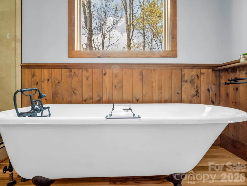 27 Anchor Drive Nebo, NC 28761