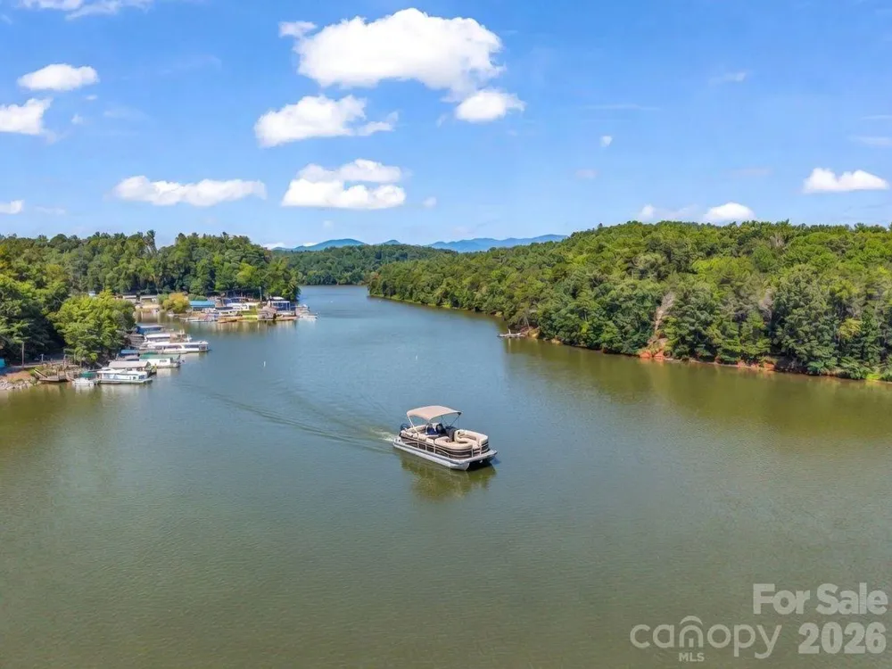27 Anchor Drive Nebo, NC 28761