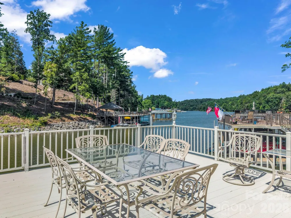 27 Anchor Drive Nebo, NC 28761