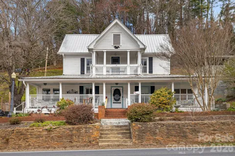 364 Haywood Road
