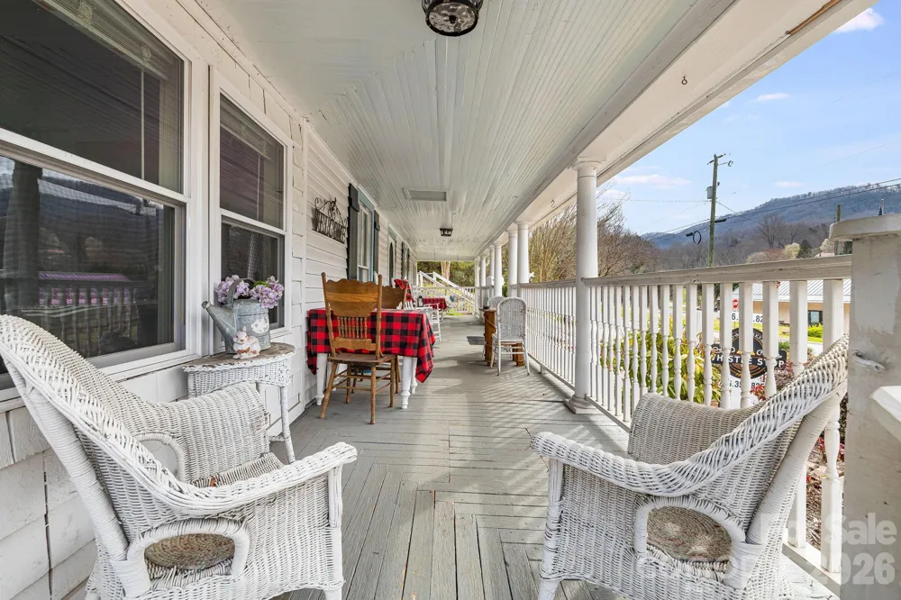 364 Haywood Road Dillsboro, NC 28725