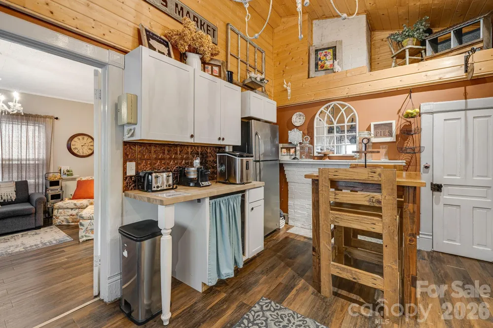 364 Haywood Road Dillsboro, NC 28725