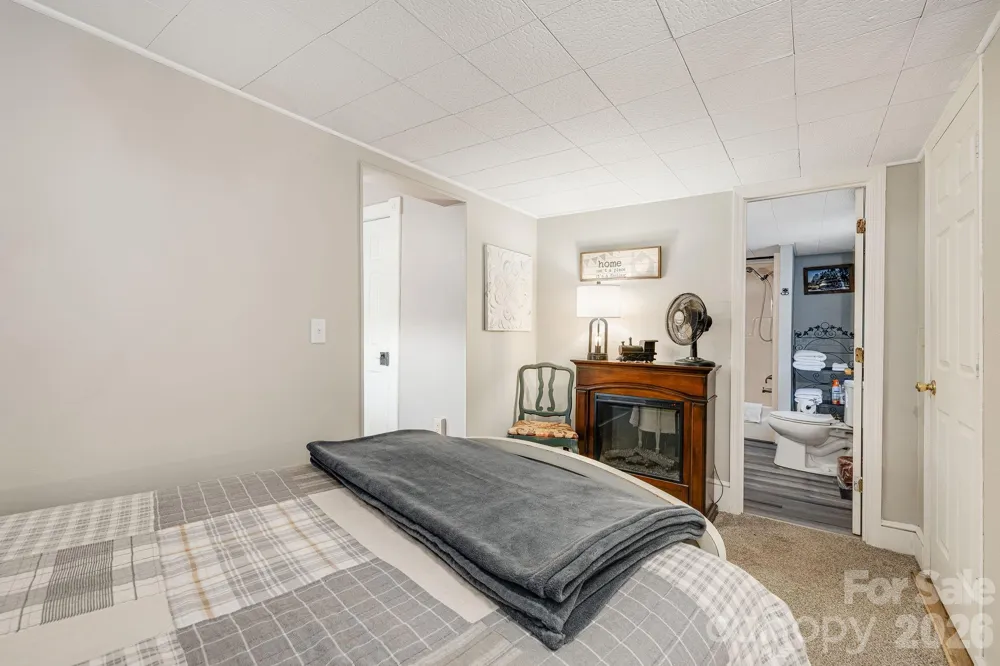 364 Haywood Road Dillsboro, NC 28725