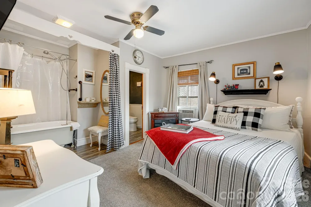 364 Haywood Road Dillsboro, NC 28725