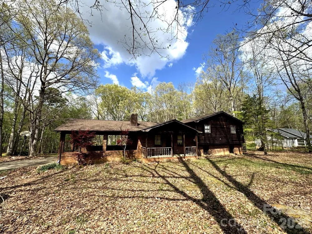 3968 Dover Street Claremont, NC 28610