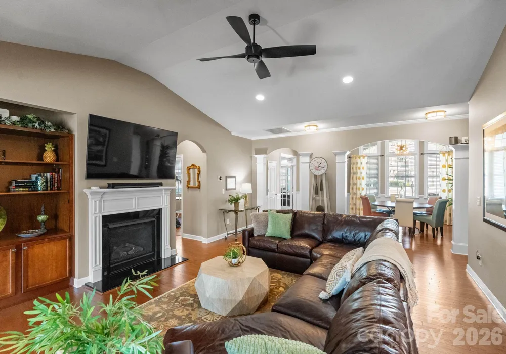 596 Rosemary Lane Tega Cay, SC 29708