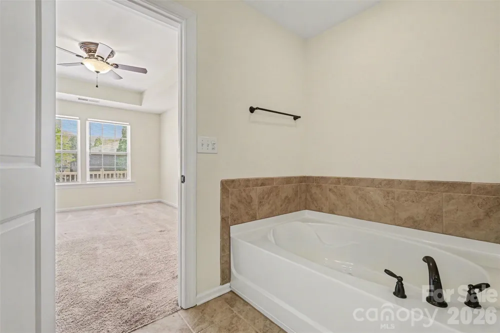 6650 Berewick Commons Parkway Charlotte, NC 28278