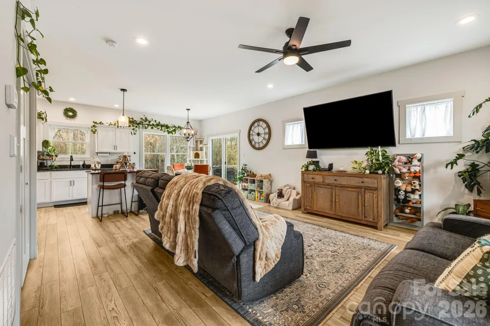 842 Old NC 20 Highway Alexander, NC 28701