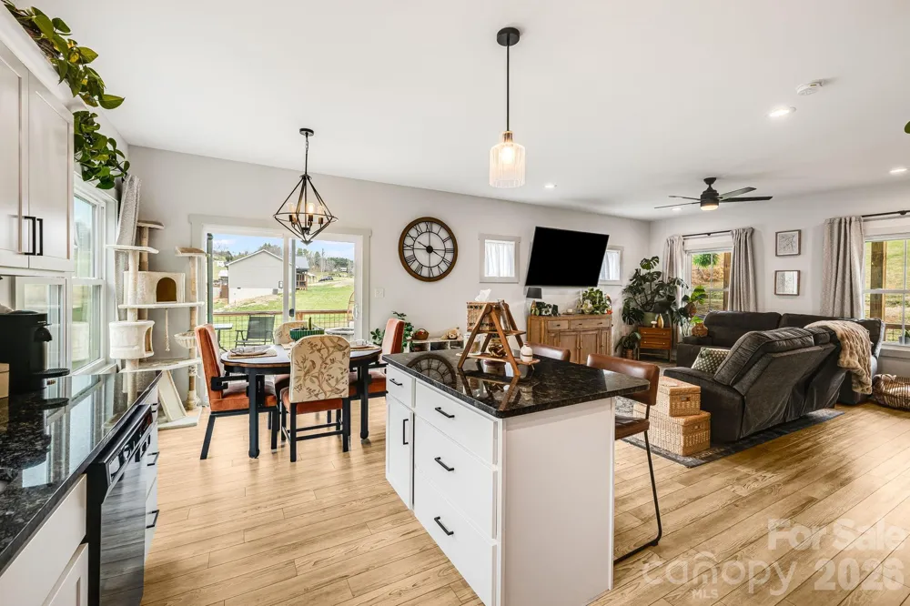 842 Old NC 20 Highway Alexander, NC 28701