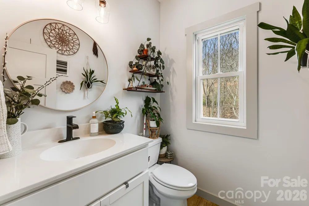 842 Old NC 20 Highway Alexander, NC 28701