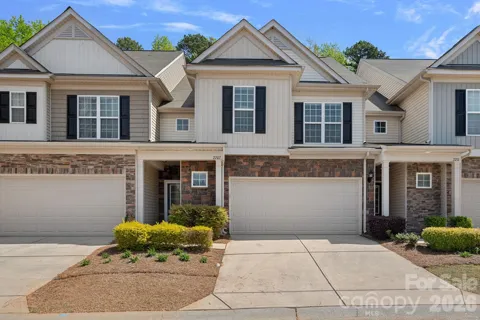 2207 Whitford Lane