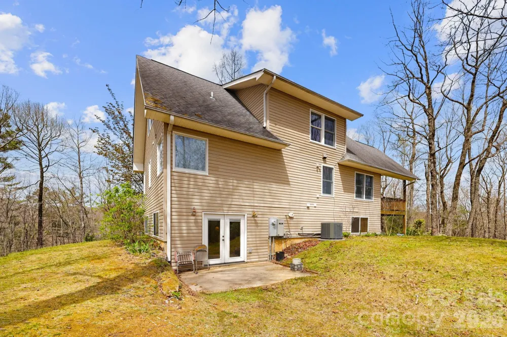 13705 Rosman Highway Lake Toxaway, NC 28747