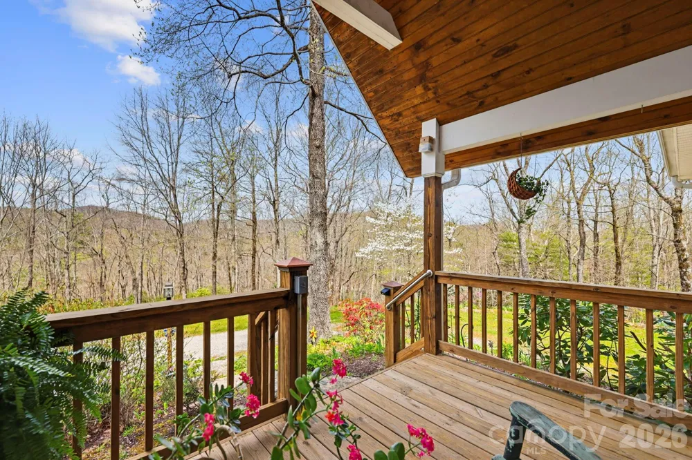 13705 Rosman Highway Lake Toxaway, NC 28747