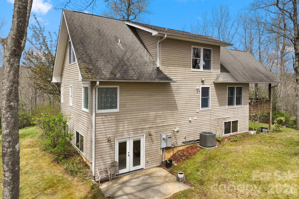 13705 Rosman Highway Lake Toxaway, NC 28747