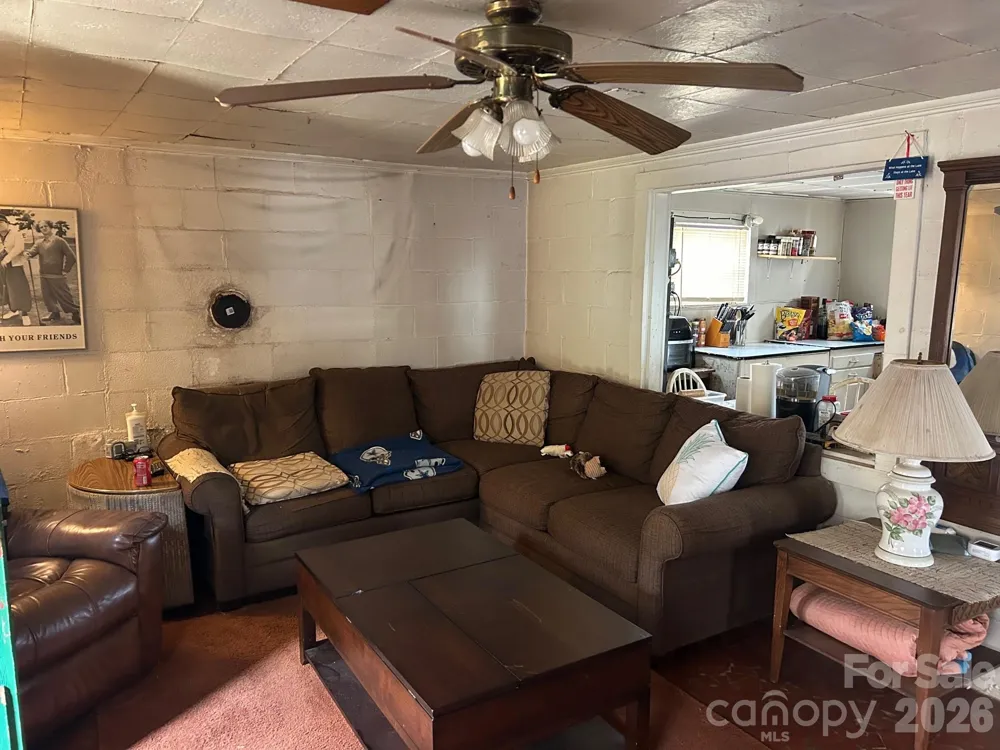 4237 Laurel Hill Road Claremont, NC 28610