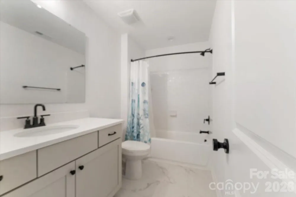 3934 Zinnia Drive Harrisburg, NC 28075