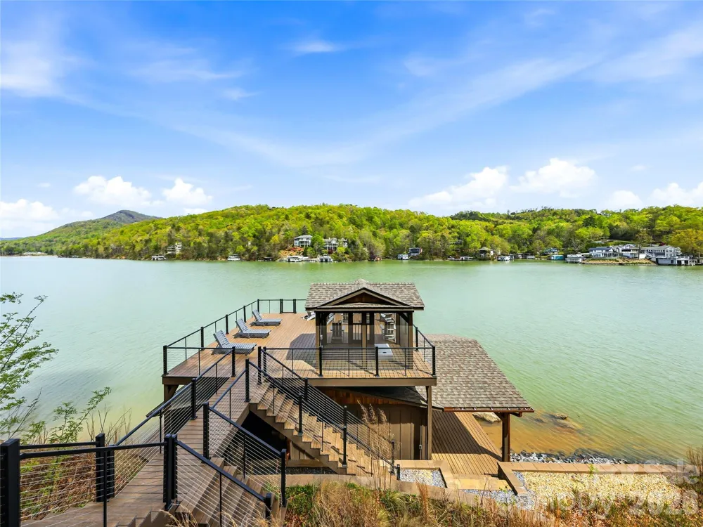 402 Holmstead Drive Lake Lure, NC 28746