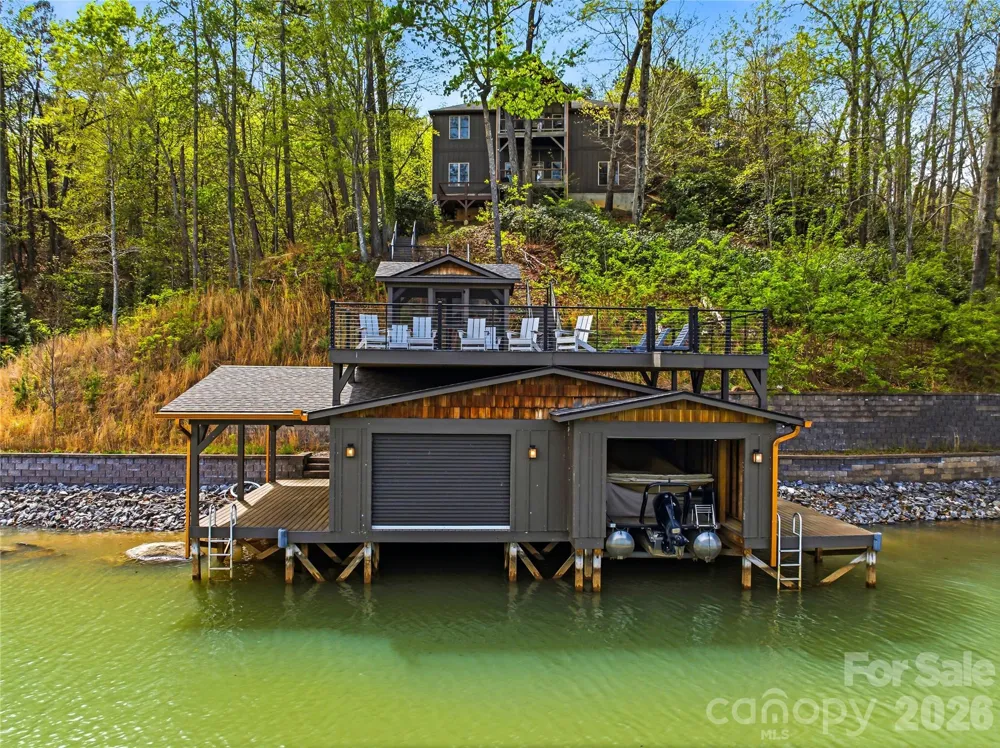 402 Holmstead Drive Lake Lure, NC 28746