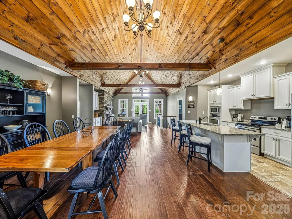 402 Holmstead Drive Lake Lure, NC 28746