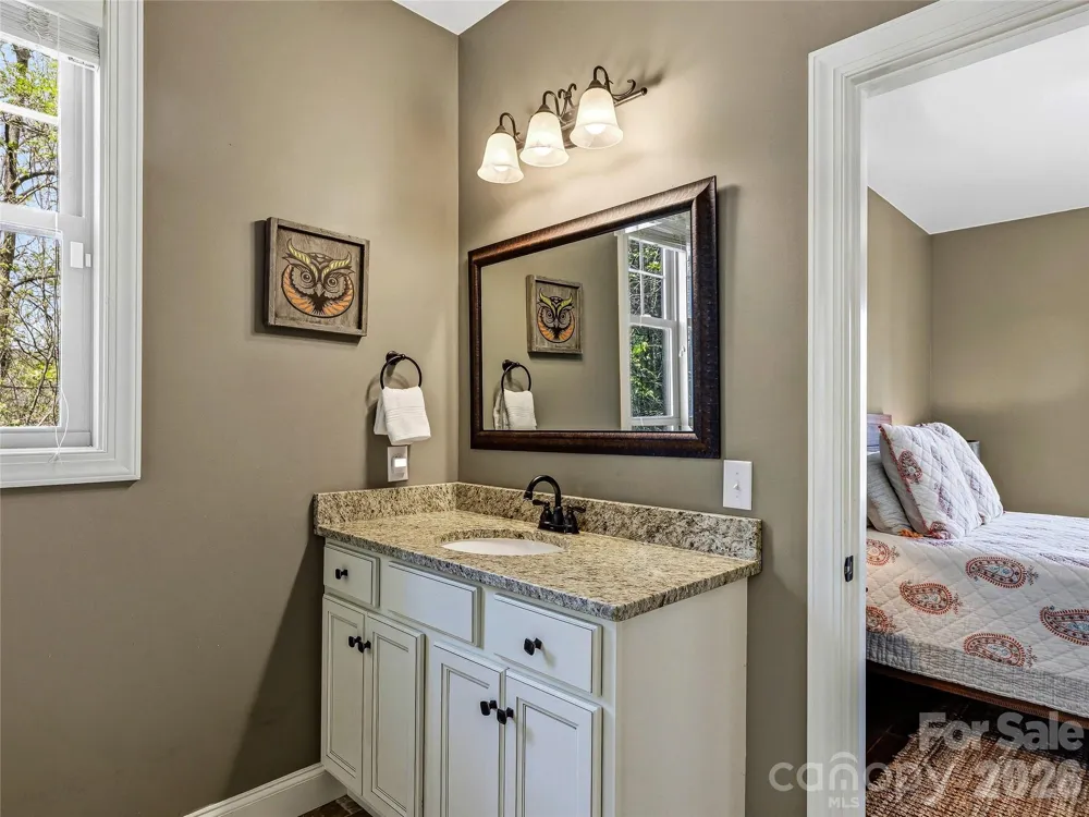 402 Holmstead Drive Lake Lure, NC 28746