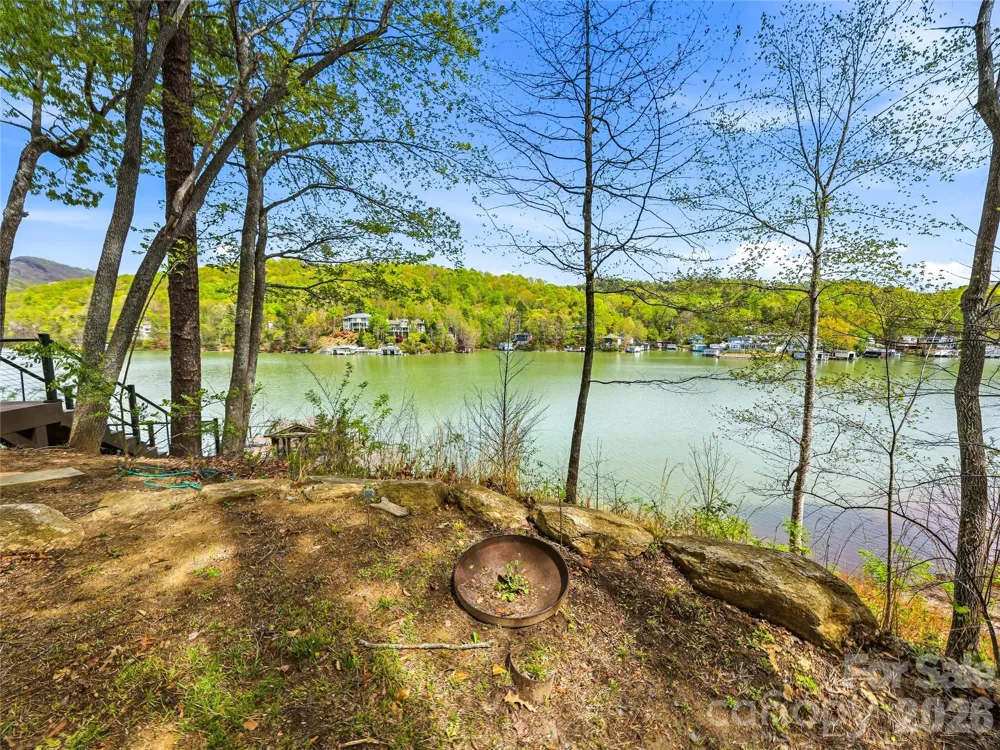 402 Holmstead Drive Lake Lure, NC 28746