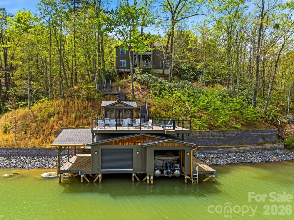 402 Holmstead Drive Lake Lure, NC 28746
