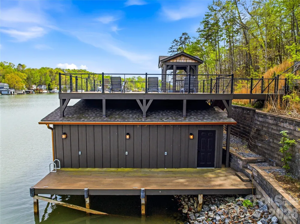 402 Holmstead Drive Lake Lure, NC 28746