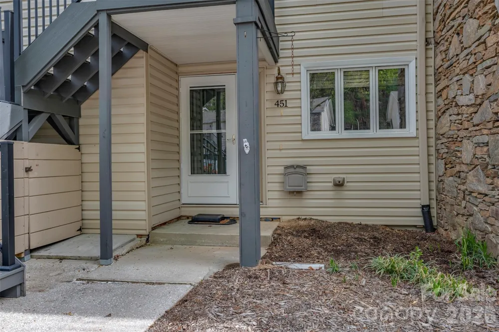 451 Britton Creek Drive Hendersonville, NC 28791
