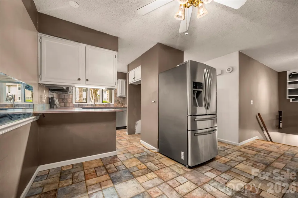 451 Britton Creek Drive Hendersonville, NC 28791