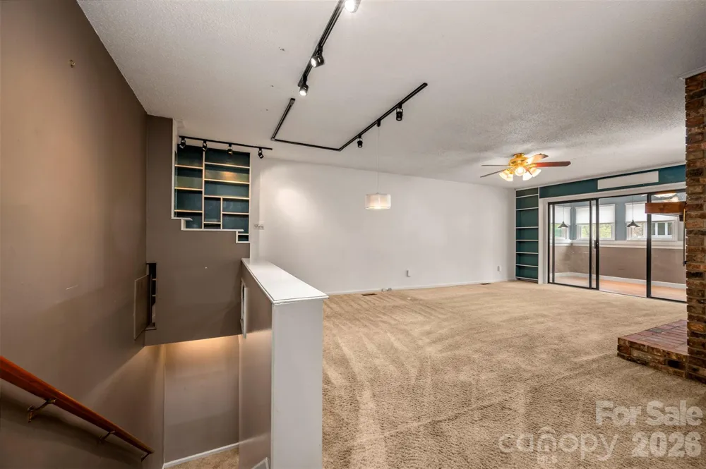 451 Britton Creek Drive Hendersonville, NC 28791