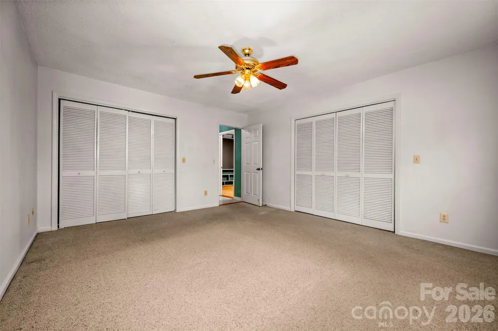 451 Britton Creek Drive Hendersonville, NC 28791