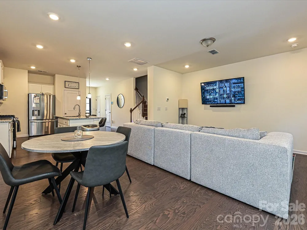 348 abington Street Matthews, NC 28104