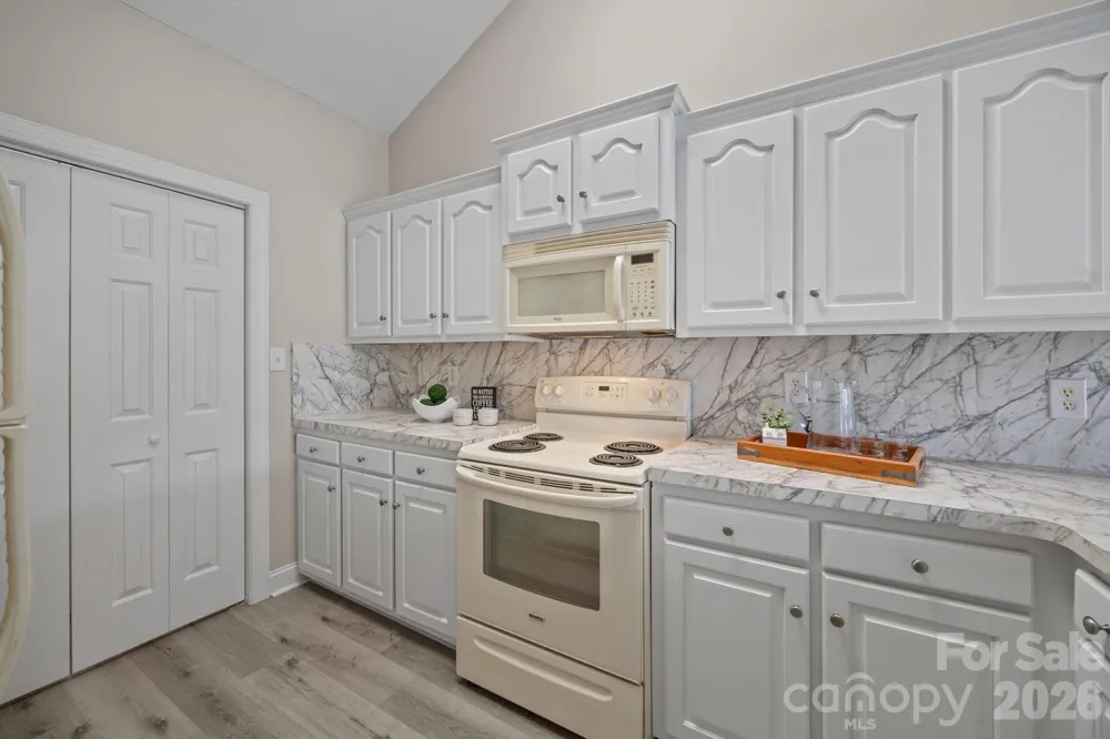 3944 Jasmine Lane Denver, NC 28037