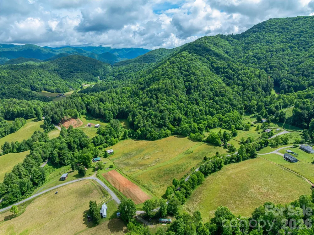 330 Tilson Branch Road Marshall, NC 28753