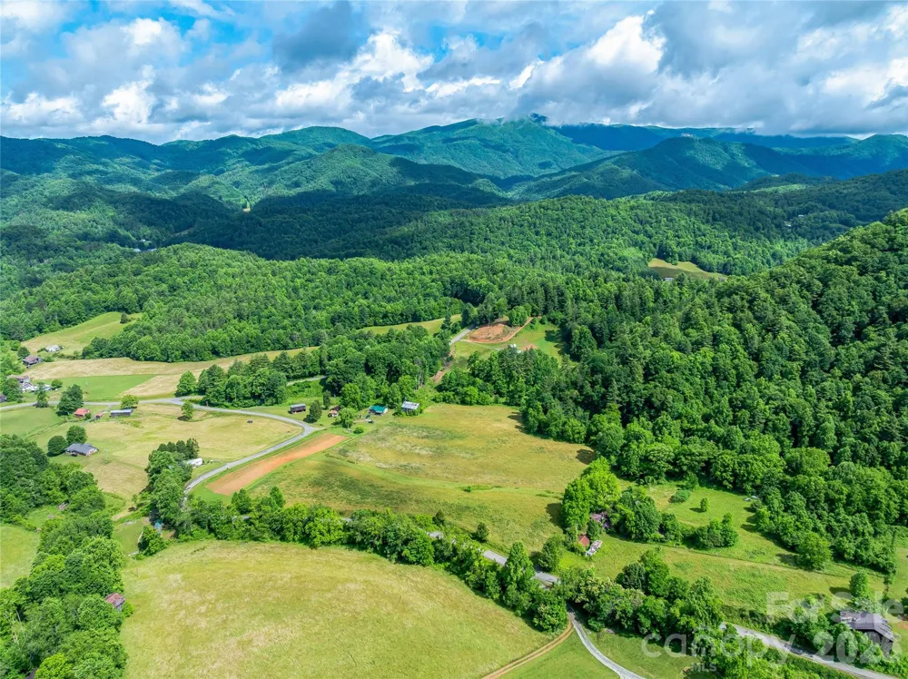 330 Tilson Branch Road Marshall, NC 28753