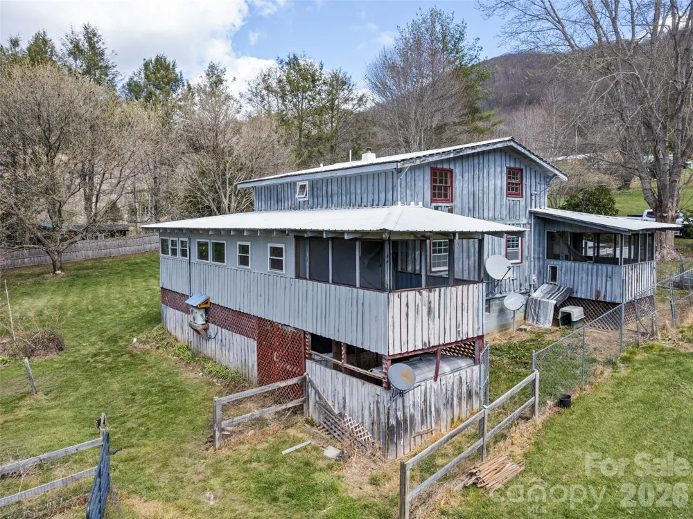 838 Hidden Valley Road Clyde, NC 28721
