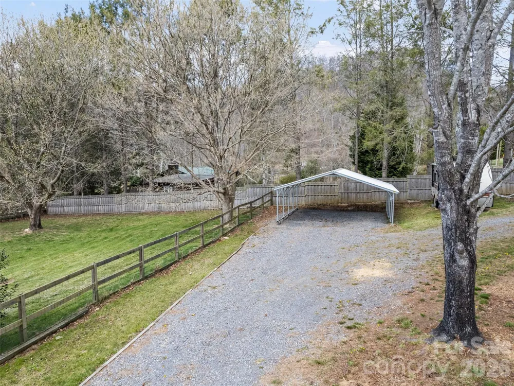 838 Hidden Valley Road Clyde, NC 28721