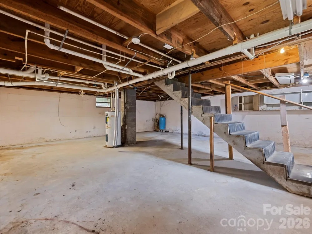 838 Hidden Valley Road Clyde, NC 28721