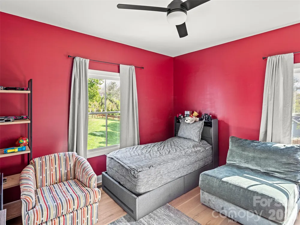 127 Rockbridge Road Mills River, NC 28759