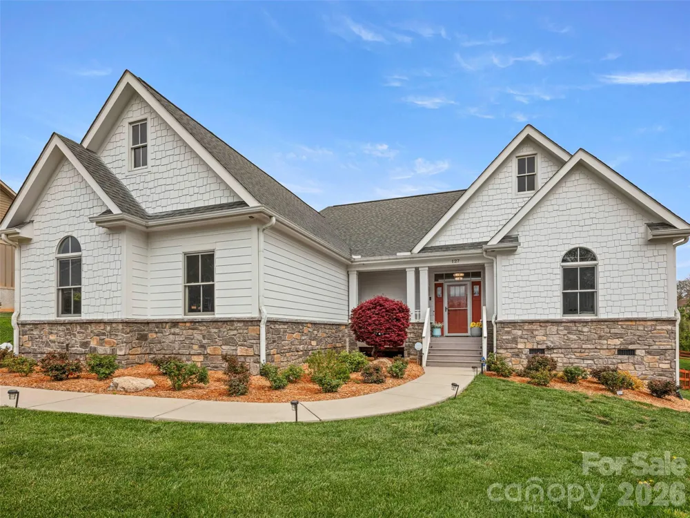 127 Rockbridge Road Mills River, NC 28759