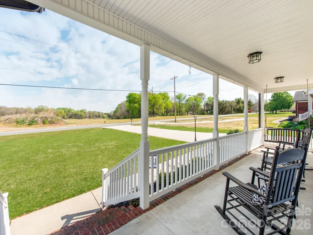 2261 Stallings Road Harrisburg, NC 28075