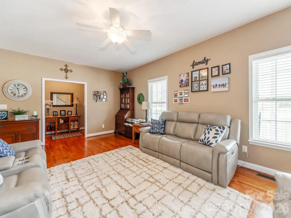 2261 Stallings Road Harrisburg, NC 28075