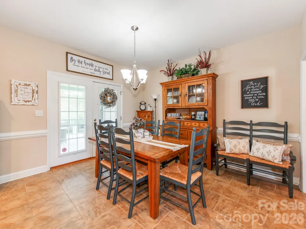 2261 Stallings Road Harrisburg, NC 28075