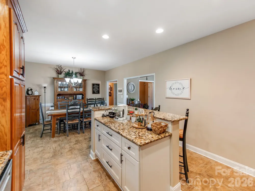 2261 Stallings Road Harrisburg, NC 28075