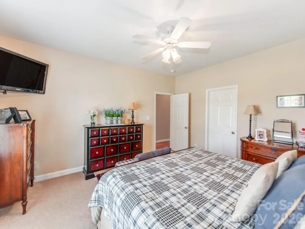 2261 Stallings Road Harrisburg, NC 28075